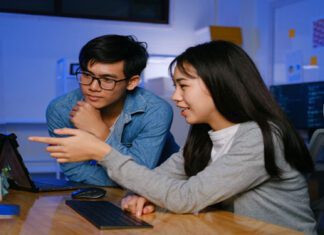 Why Does Working At Night Feel More Productive?